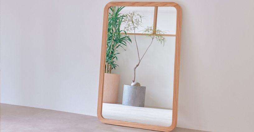 アーチミラーの魅力とは？　木製フレームの全身姿見おすすめデザイン5選