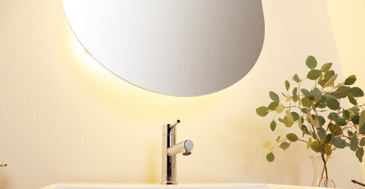 洗面台ミラーの選び方｜収納・LED付きでホテルライクな空間を実現！