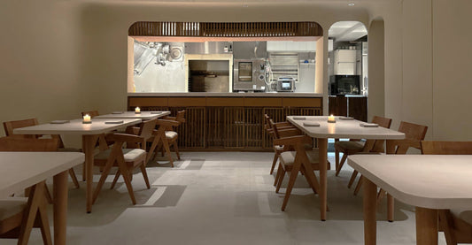 モールテックス天板がこだわりのレストランへ仲間入り - 東京都豊島区・飲食店店舗の納入事例 -